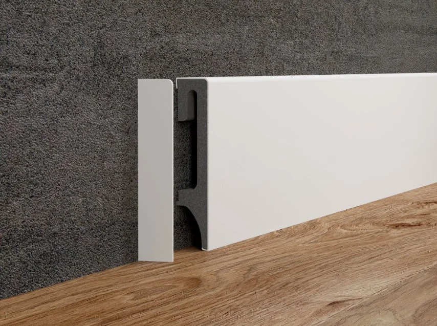 PAINTABLE FOAM BASEBOARD 2.4M ESP201