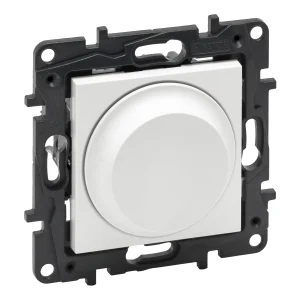 REGULATORS 300W LEGRAND NILOE STEP BALTS