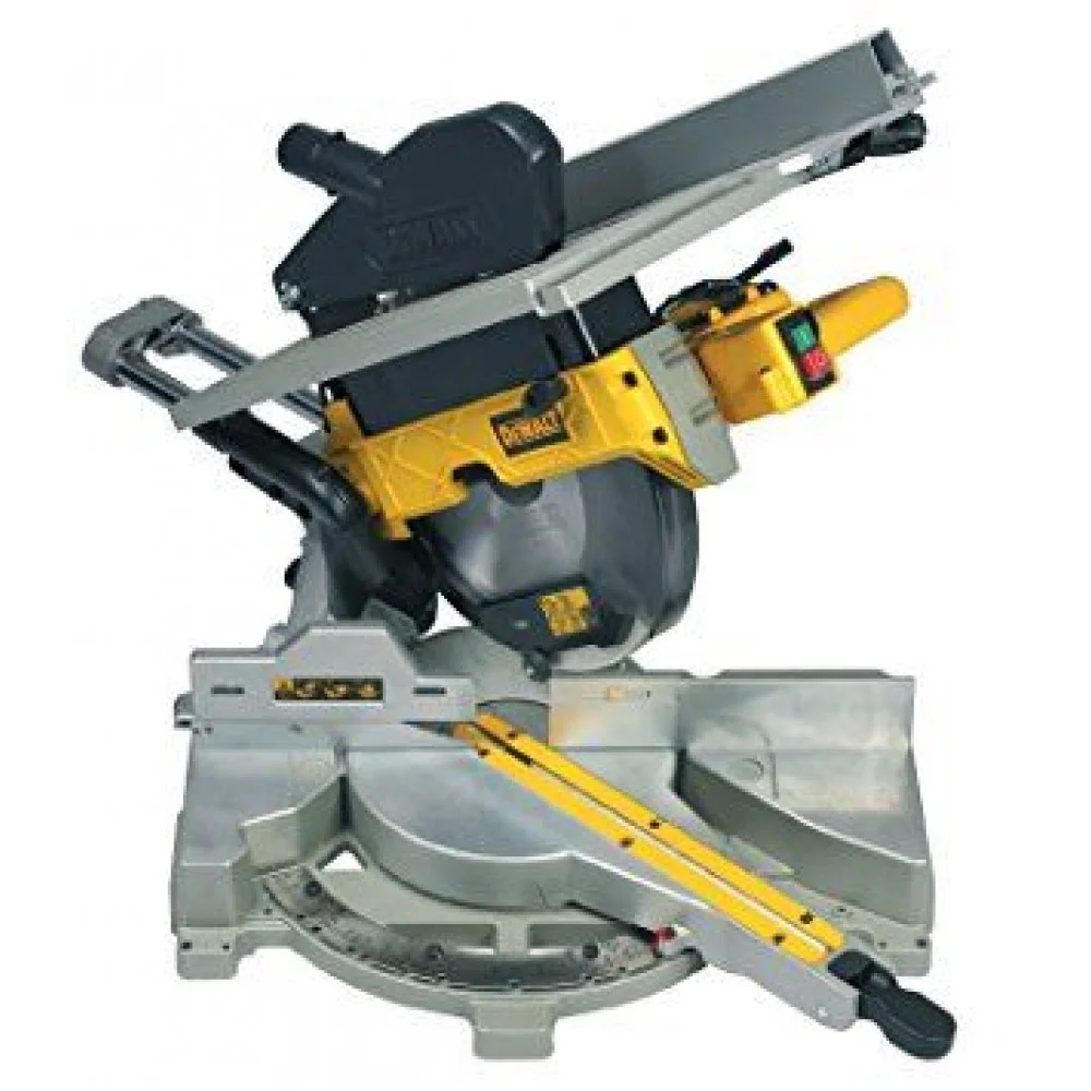 Дисковая пила DeWALT 1600W
