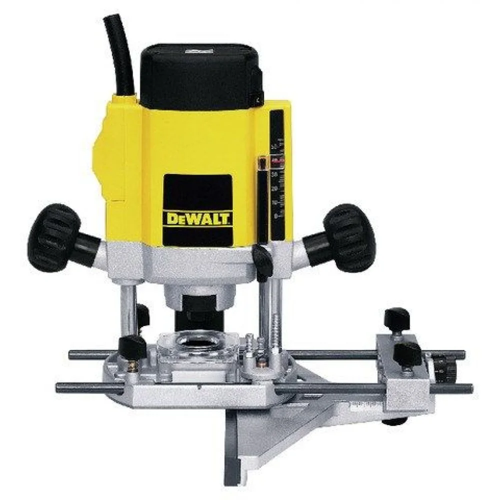 DeWALT Фрезер 900W